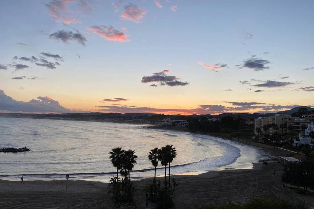 Estepona Seaview Apartment Seletur Exterior photo